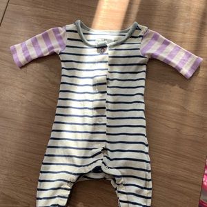 Infant Jcrew onesie.